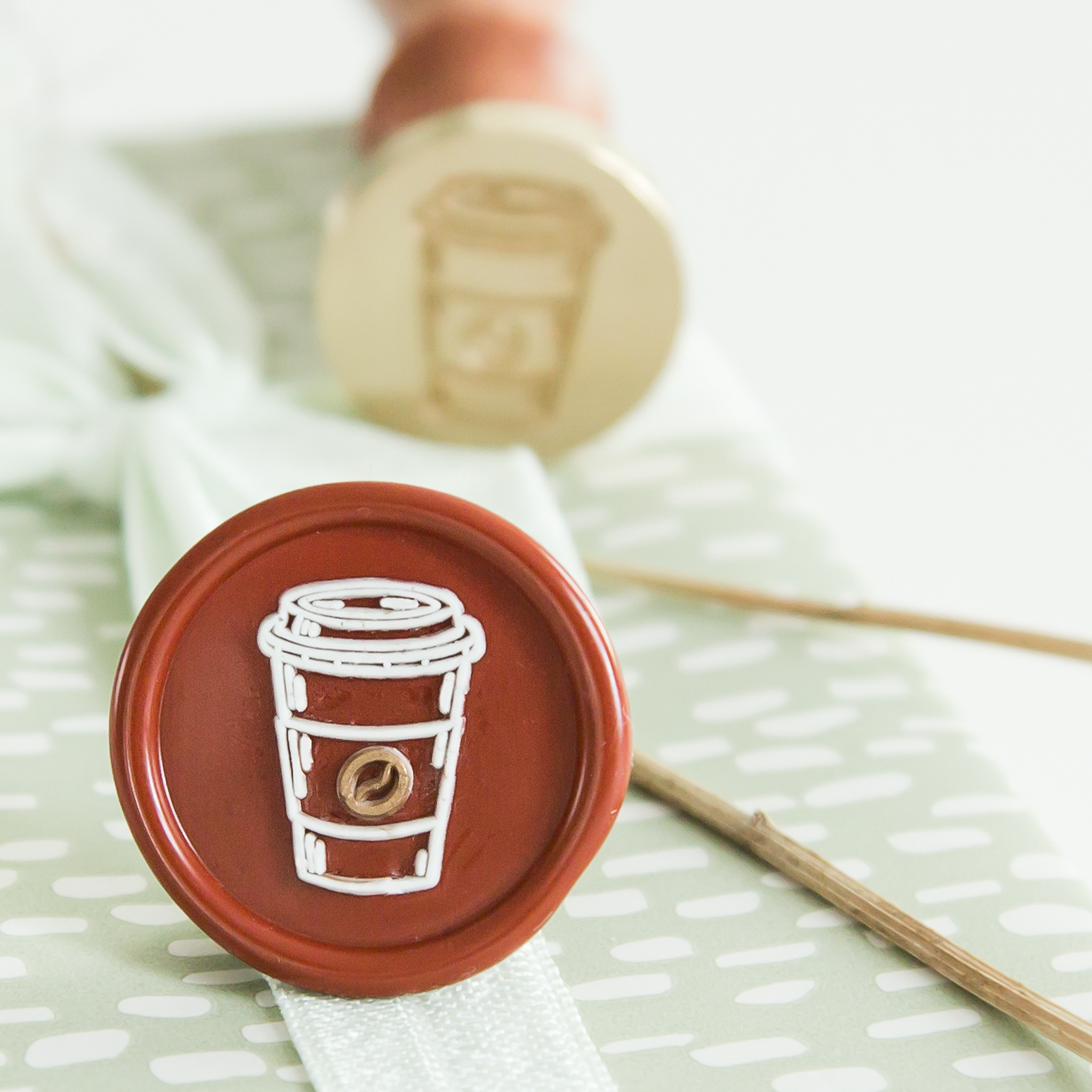 JessyAtSea Coffee Cup Zoomin