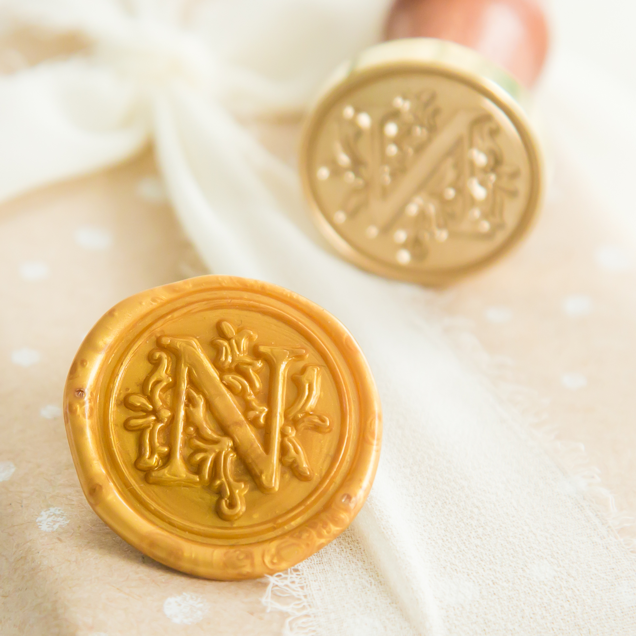 Letter N Wax Stempel