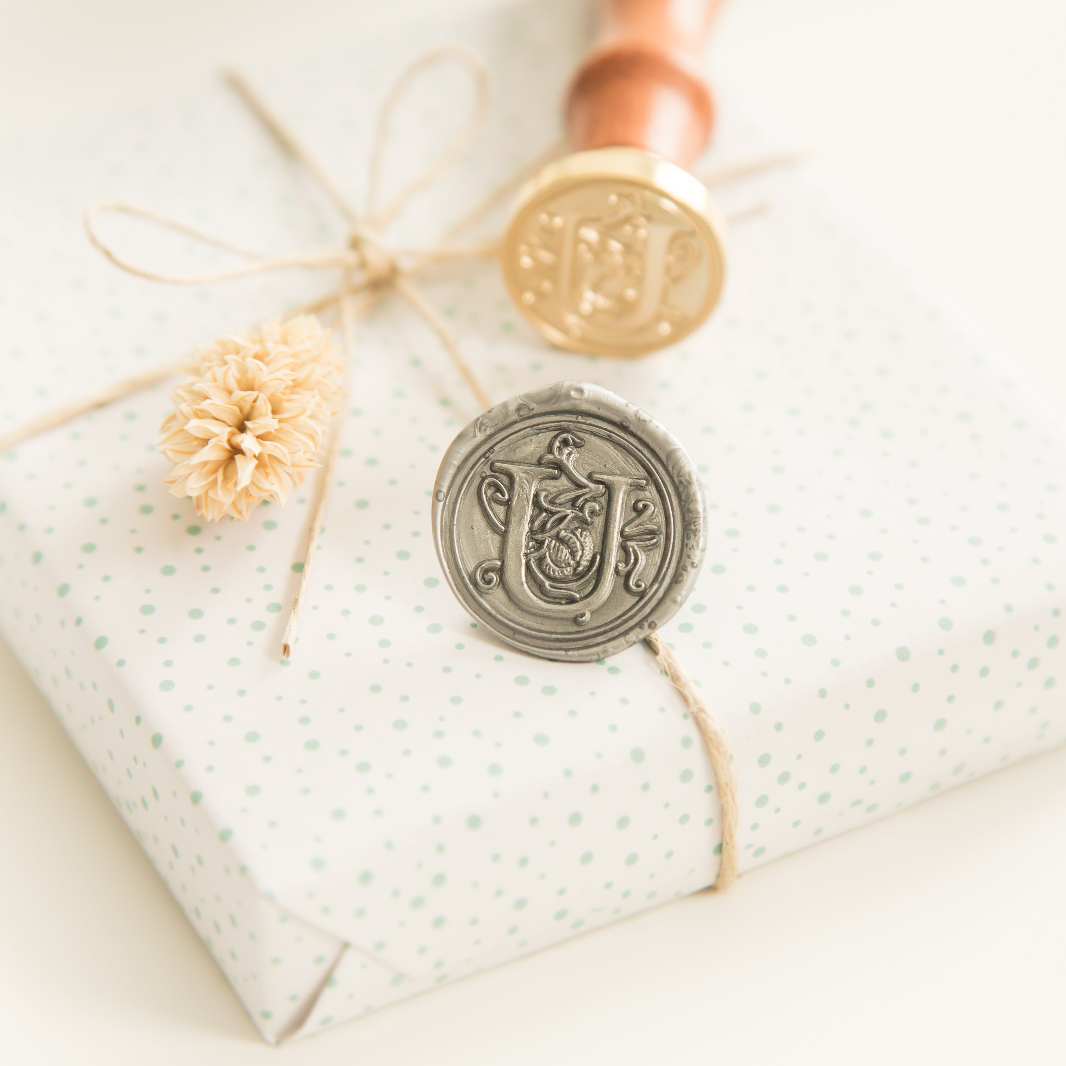 Letter U Wax Stempel