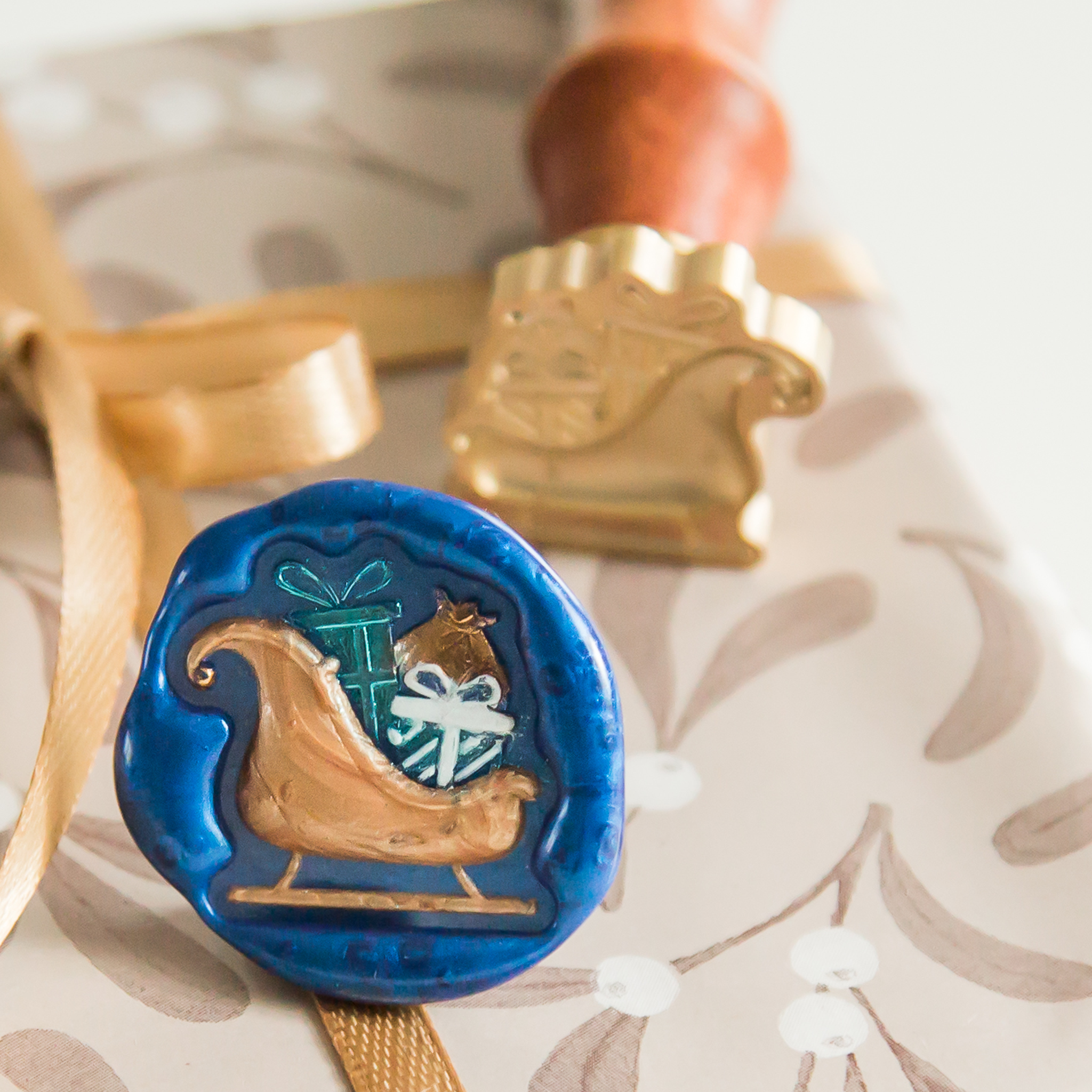 Sleigh Wax Stamp Zoomin