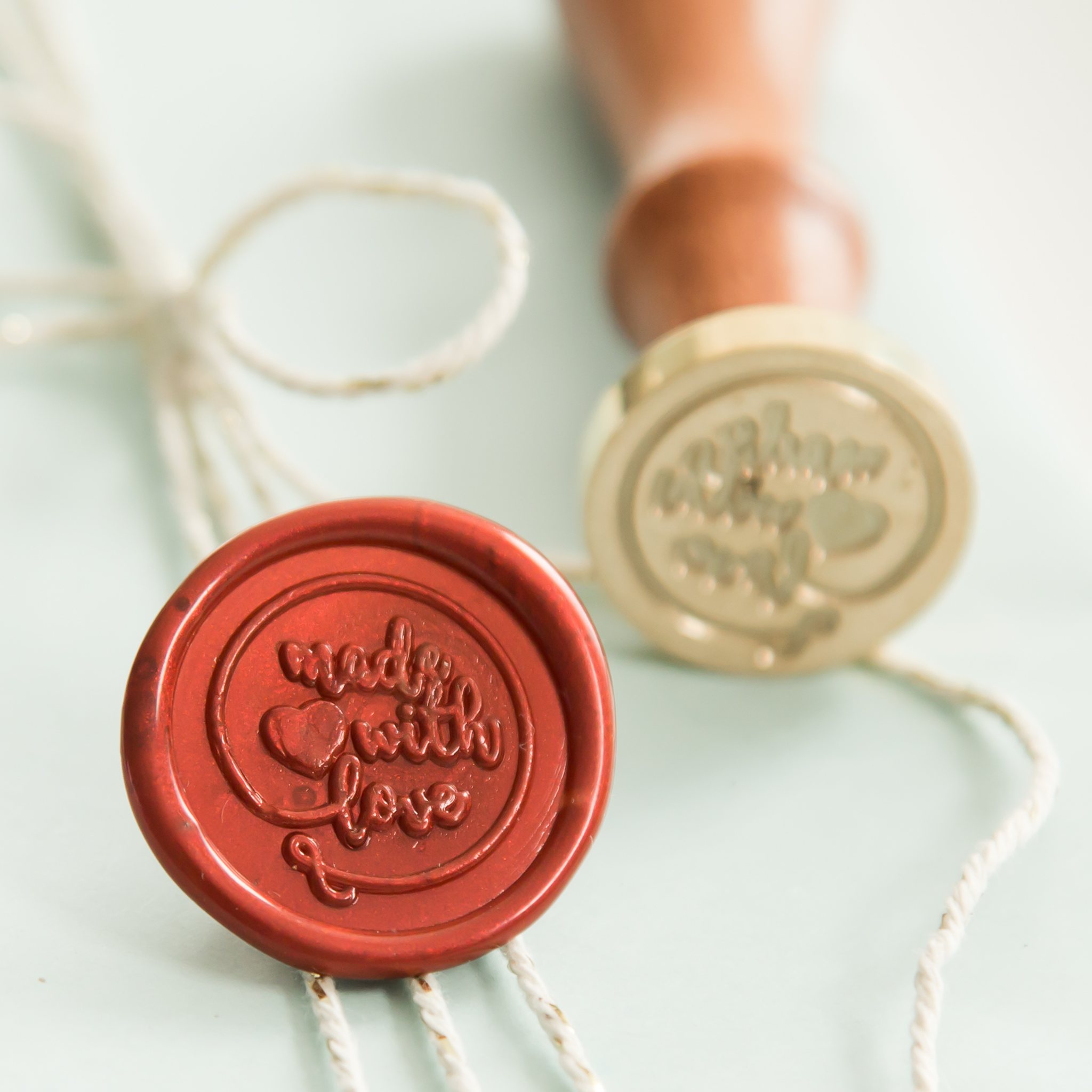Made With Love Wax Stempel